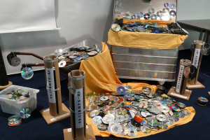 Gesammelte CDs, DVDs und Handys