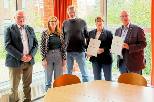 20261007 Vertragsunterzeichnung_Gruppenbild